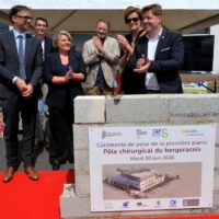 Pose de la première pierre du futur pôle chirurgical du bergeracois